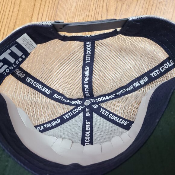 COPY - Yeti Coolers adjustable snapback trucker hat (NEW) - Picture 3 of 3